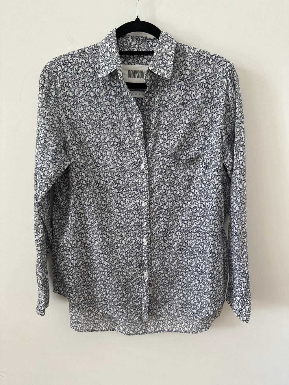 Grayson The Hero Button Up Shirt Blouse Women's Small White Blue Butterfly Print